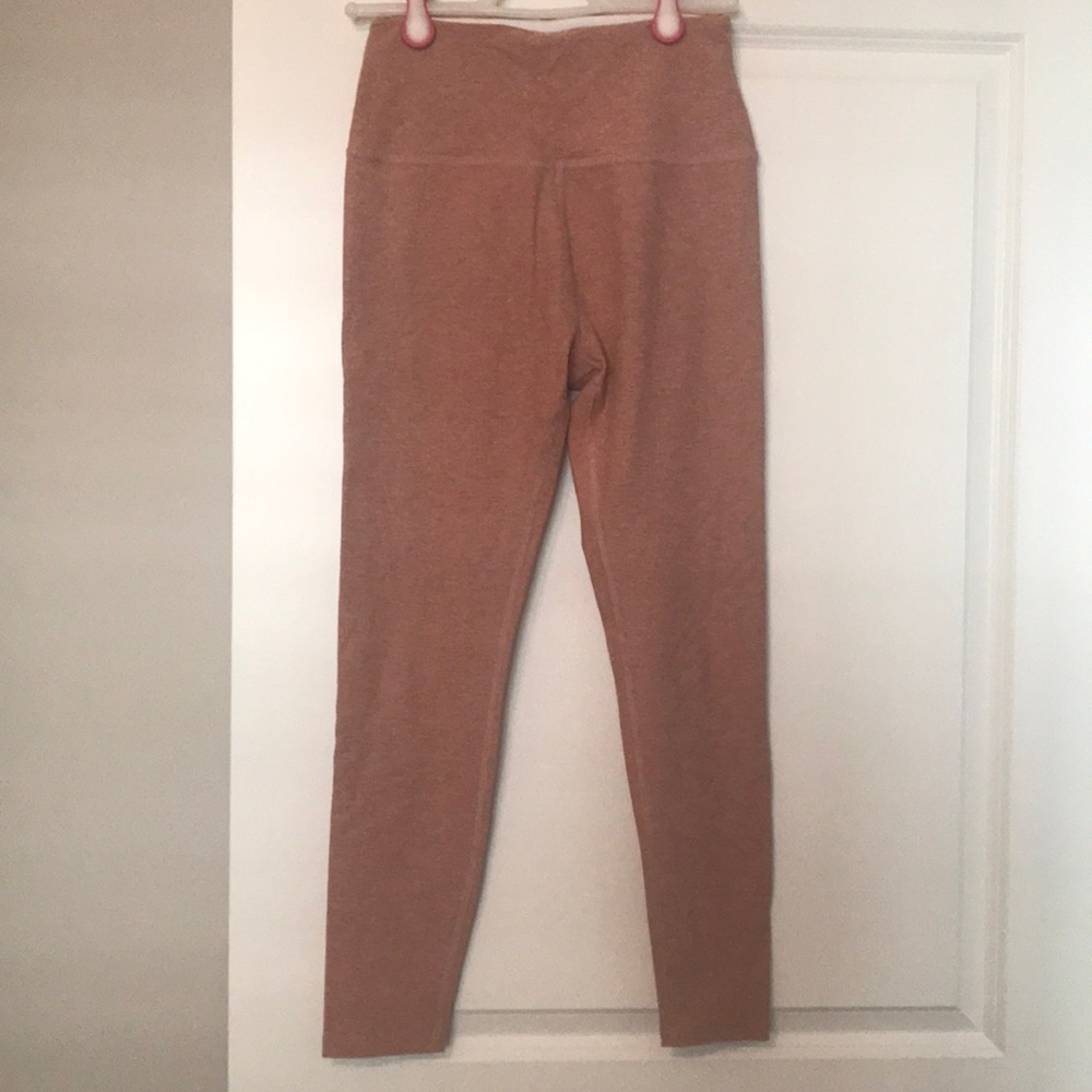 Beyond Yoga pink space dye leggings